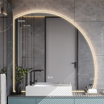 Полукруглое зеркало c подсветкой светодиодной лентой для ванной комнаты Бауру-П